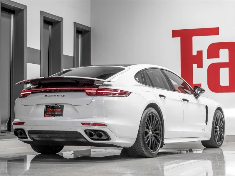 Porsche Panamera GTS* AWD* АвтоКредит* (ЦЕНА ДО БГ), снимка 3 - Автомобили и джипове - 52973745