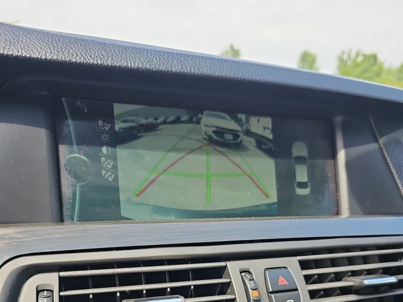 BMW 535 * 535i xDrive * CARFAX * БЕЗ ПЪРВОНАЧАЛНА ВНОСКА, снимка 11 - Автомобили и джипове - 53047389