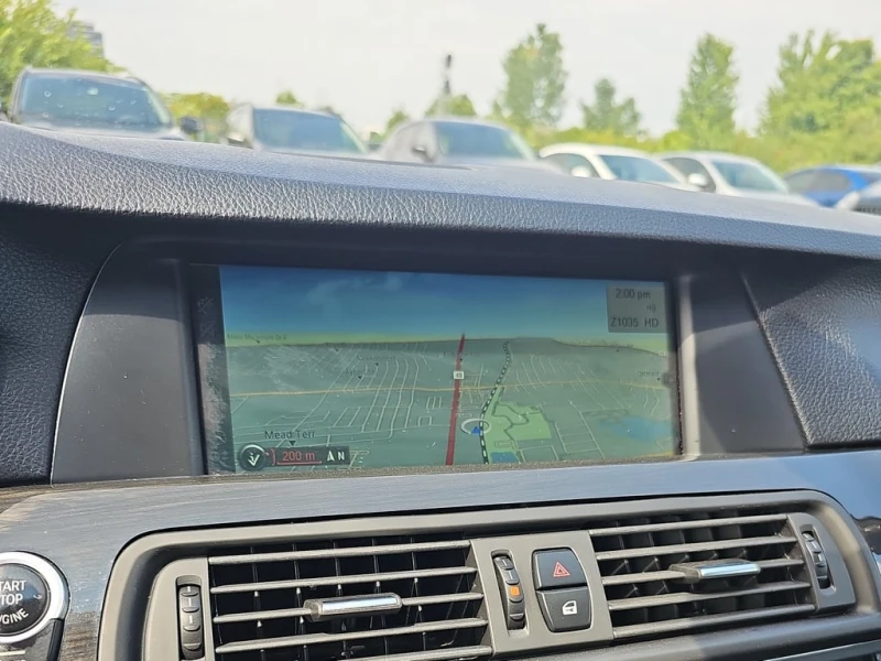 BMW 535 * 535i xDrive * CARFAX * БЕЗ ПЪРВОНАЧАЛНА ВНОСКА, снимка 10 - Автомобили и джипове - 53047389