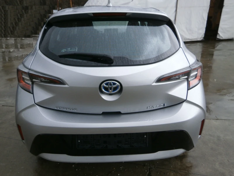 Toyota Corolla 1.8 Hybrid, снимка 6 - Автомобили и джипове - 53232711