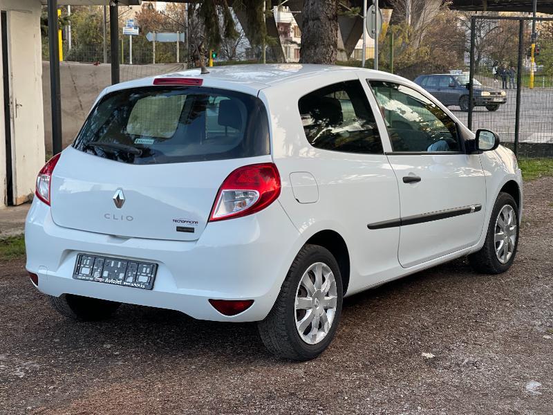 Renault Clio 1.5DCI EURO5B ТОВАРЕН 2бр., снимка 4 - Автомобили и джипове - 34763355