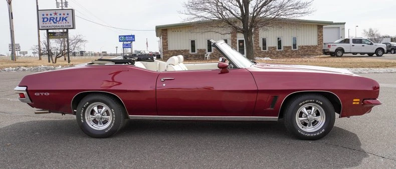 Pontiac Gto, снимка 5 - Автомобили и джипове - 53920051