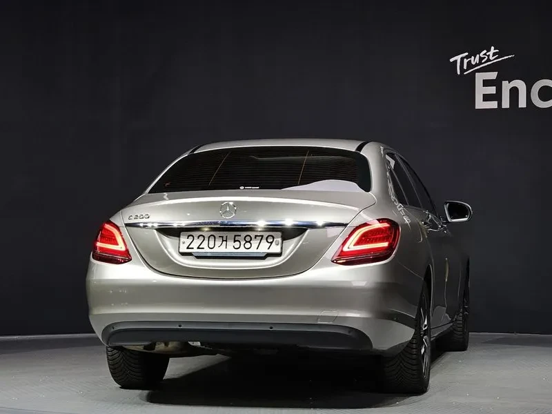 Mercedes-Benz C 200 W205 , снимка 4 - Автомобили и джипове - 56293233