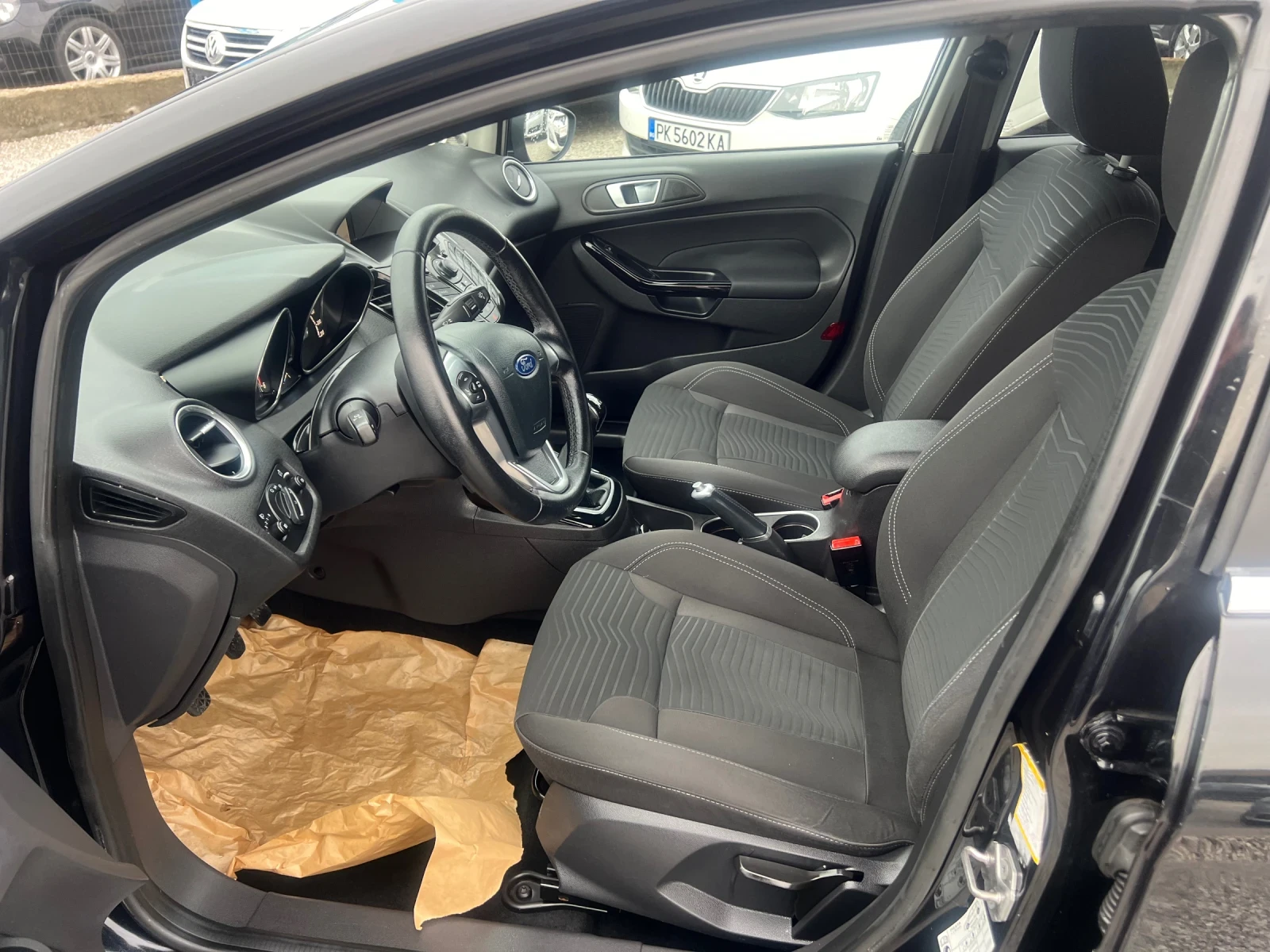 Ford Fiesta 15tdci TITANIUM | Mobile.bg — изображение 12