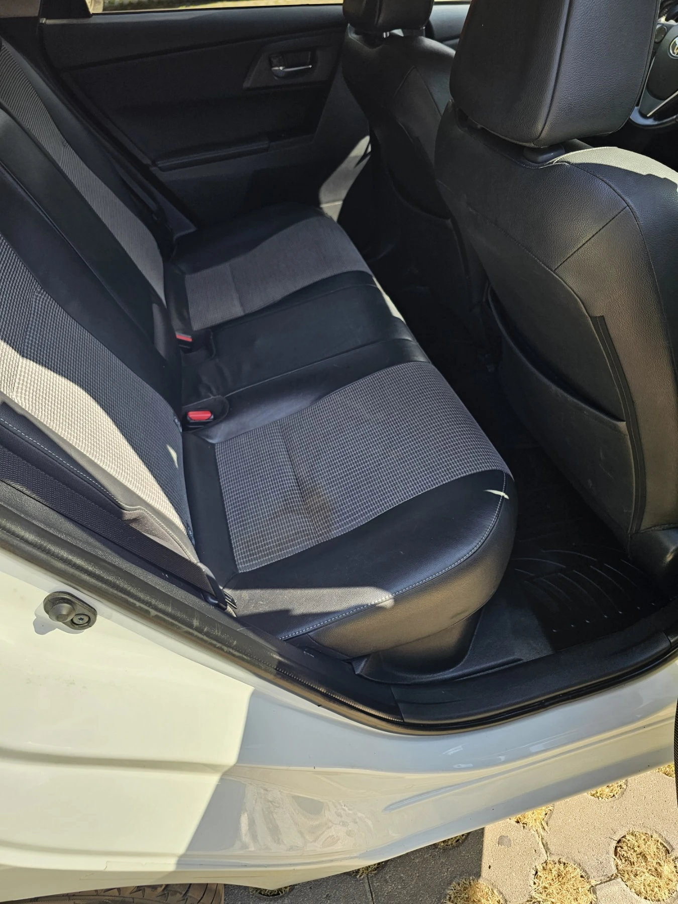 Toyota Auris HSD HIGH Plus (Chic Xtra) | Mobile.bg   14