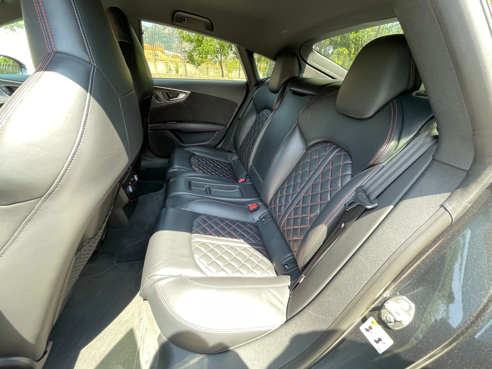 Audi A7 COMPETITION MATRIX | Mobile.bg   14