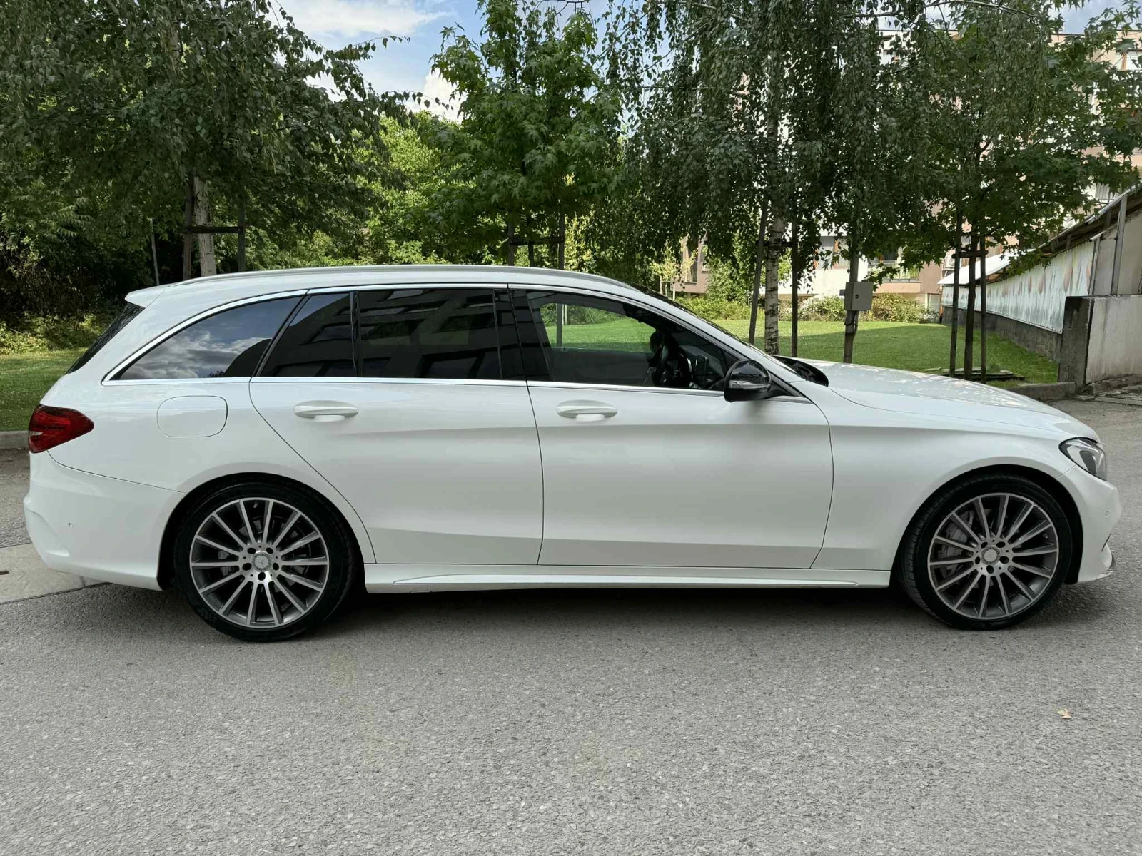 Mercedes-Benz C 250 AMG LINE / ПАНОРАМА / ПОДГРЕВ - изображение 8