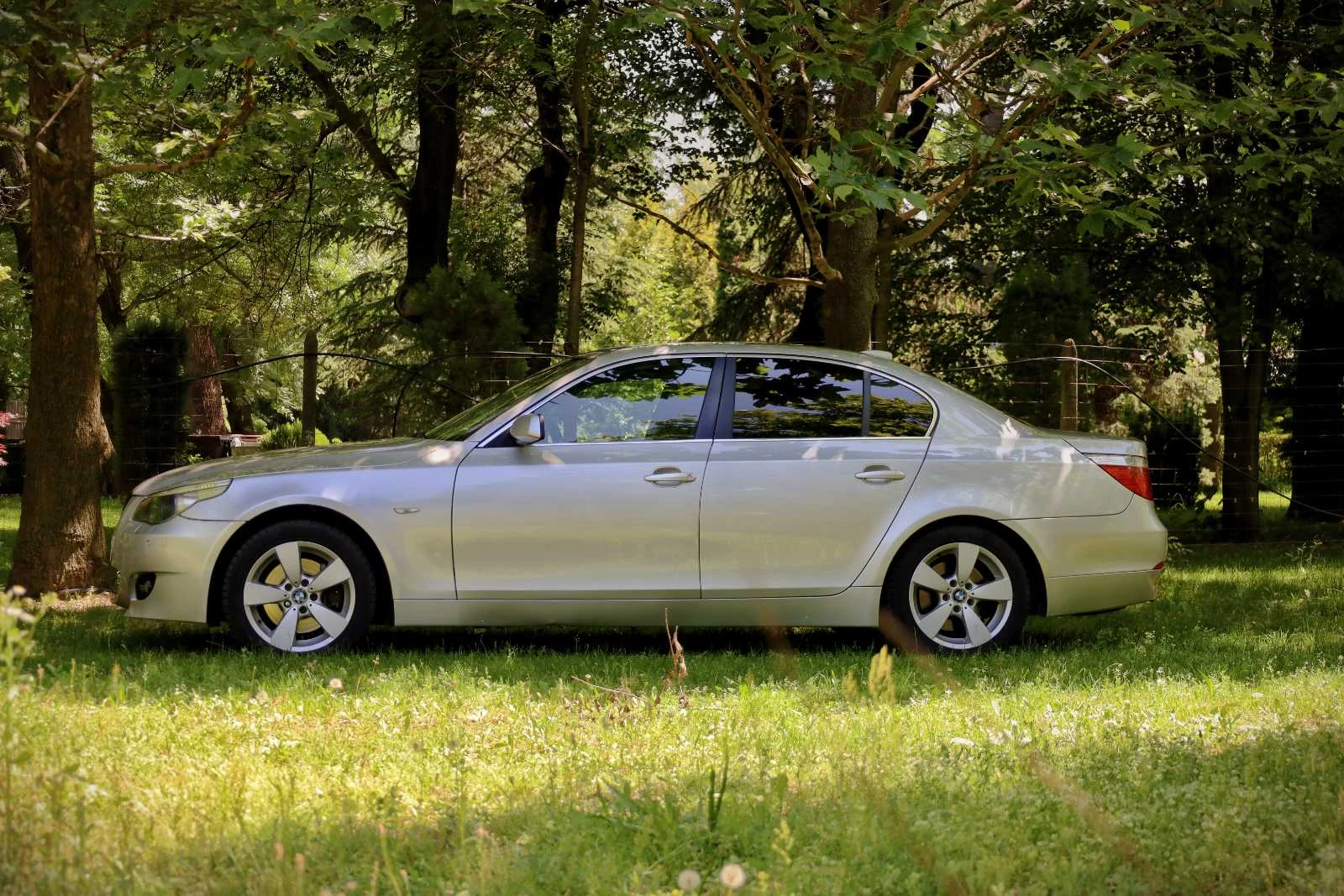 BMW 525 XI - изображение 5