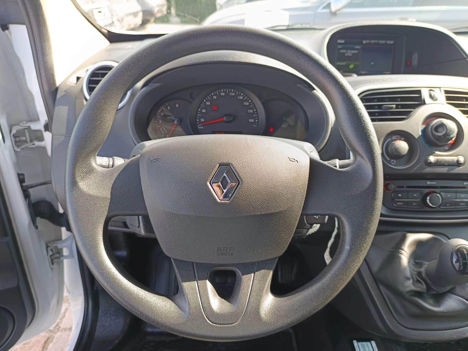 Renault Kangoo 1.5dci/90к.с./ MAXI/ КАПАРИРАН - изображение 9