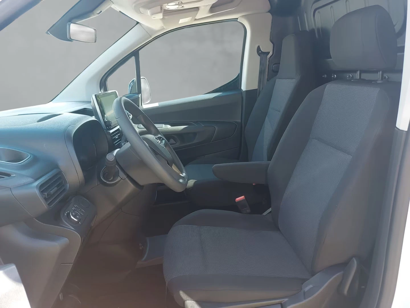 Opel Combo eCargo-XL/136HP/CAM/NAVI/LED/ACC/514g - изображение 7