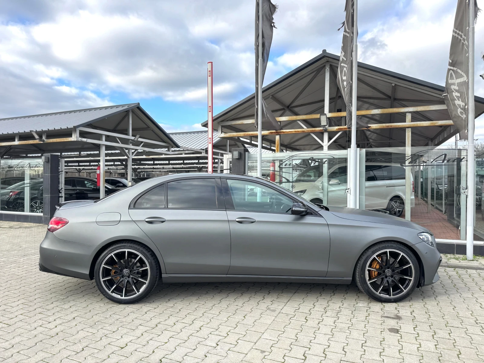 Mercedes-Benz E 220 FACELIFT#BRABUS#DESIGNO#DIGITAL#82500KM!!! - изображение 5