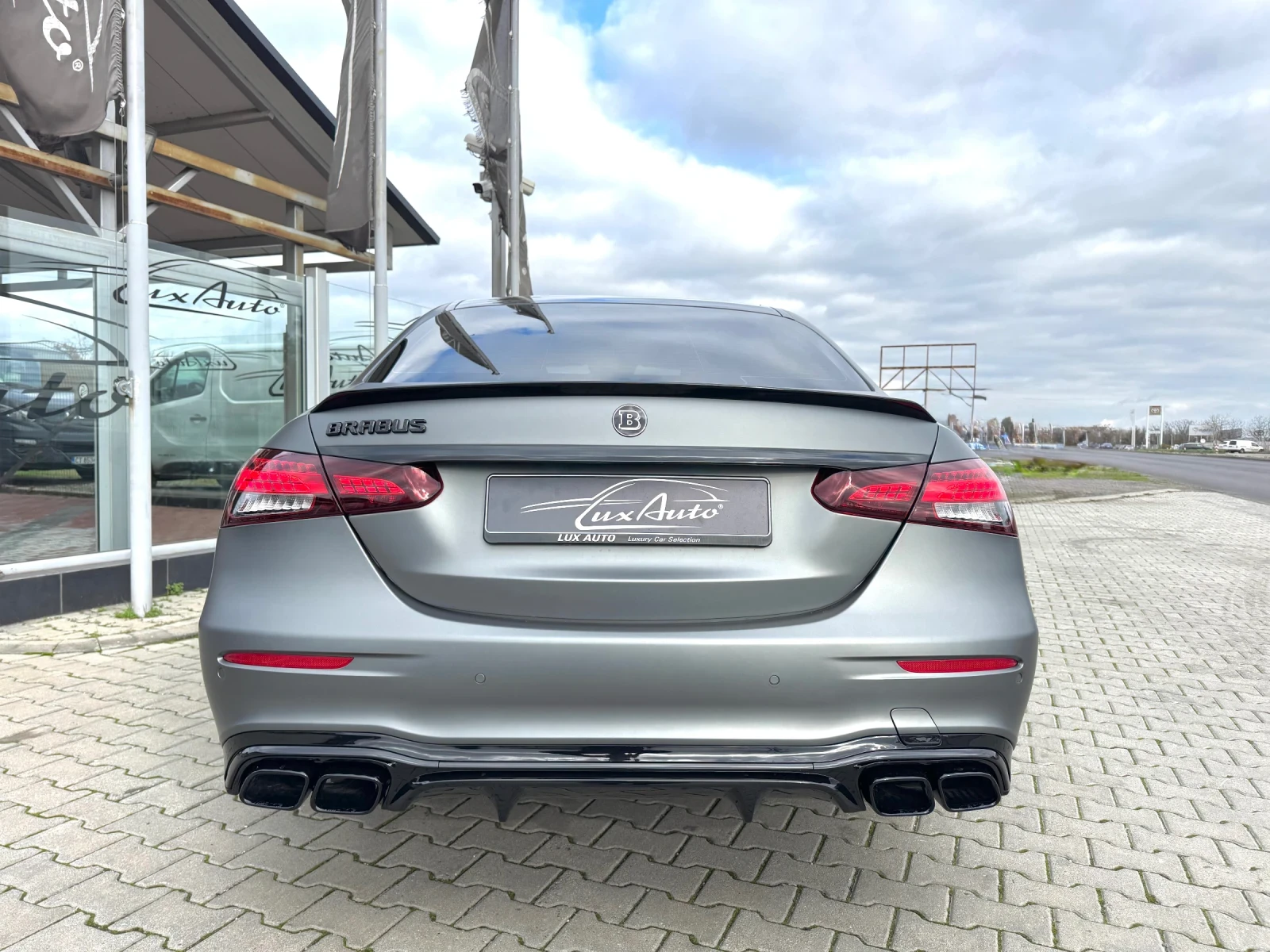 Mercedes-Benz E 220 FACELIFT#BRABUS#DESIGNO#DIGITAL#82500KM!!! - изображение 7