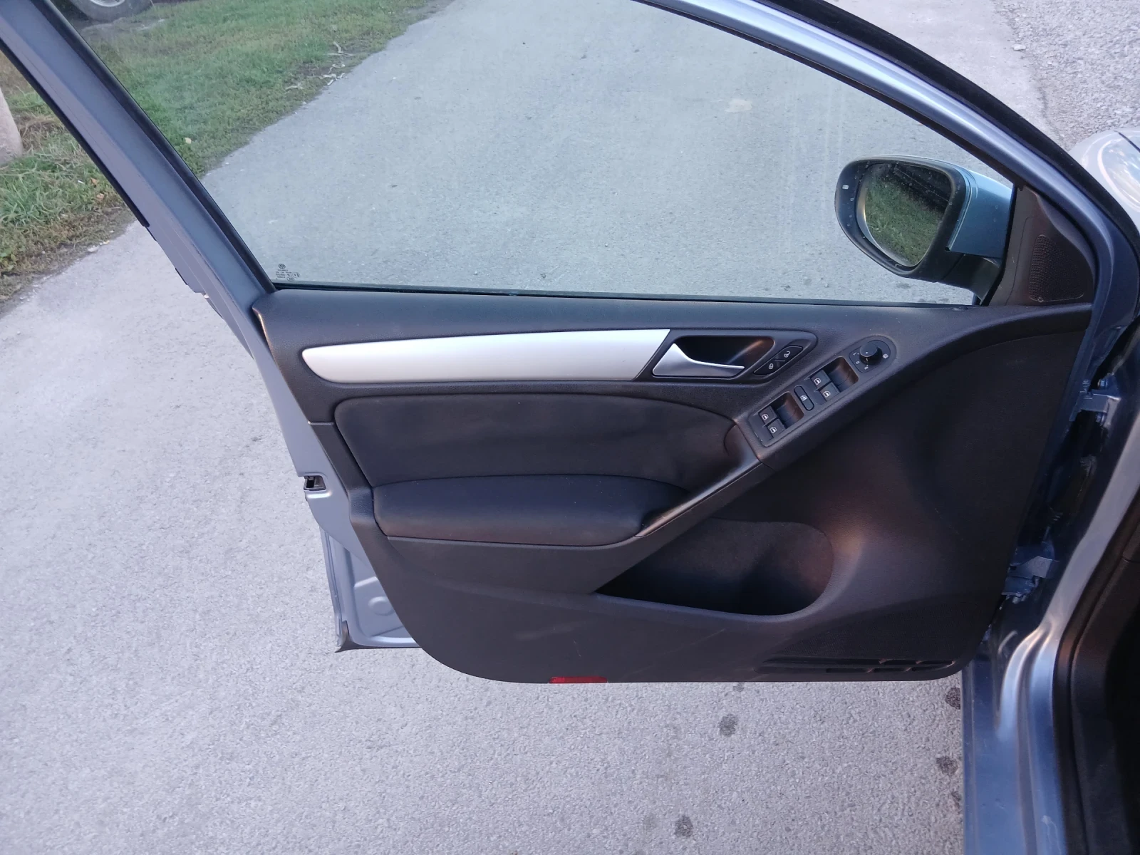 VW Golf 1.4 ТСИ - изображение 10