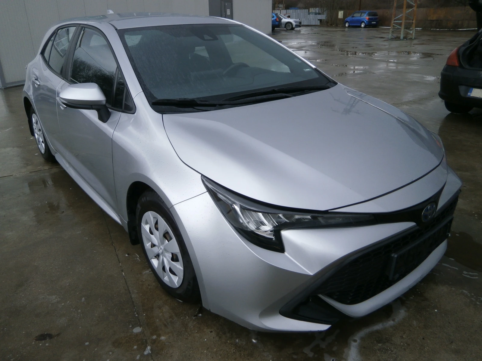 Toyota Corolla 1.8 Hybrid | Mobile.bg � ����������� 1