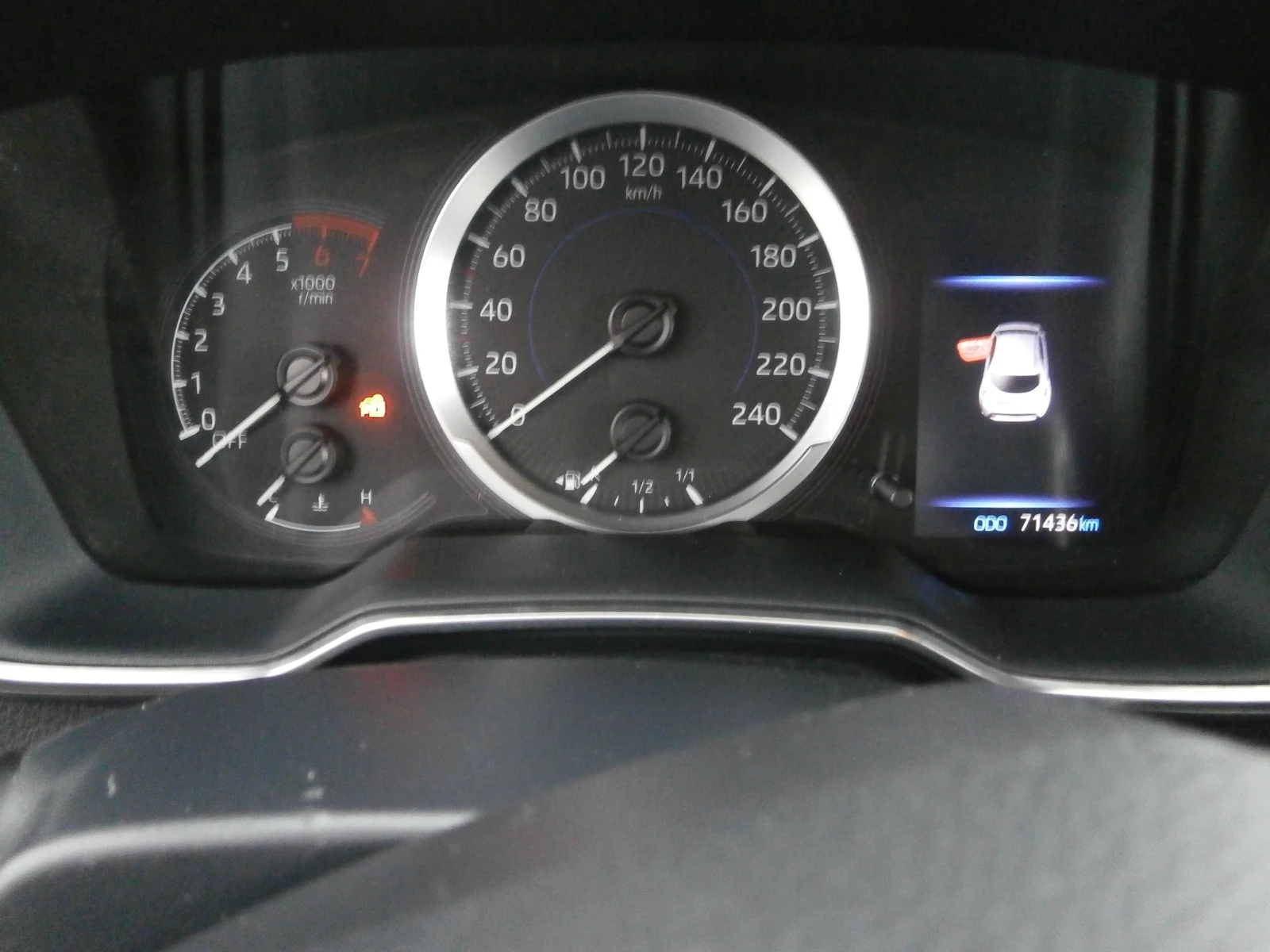 Toyota Corolla 1.8 Hybrid | Mobile.bg � ����������� 15