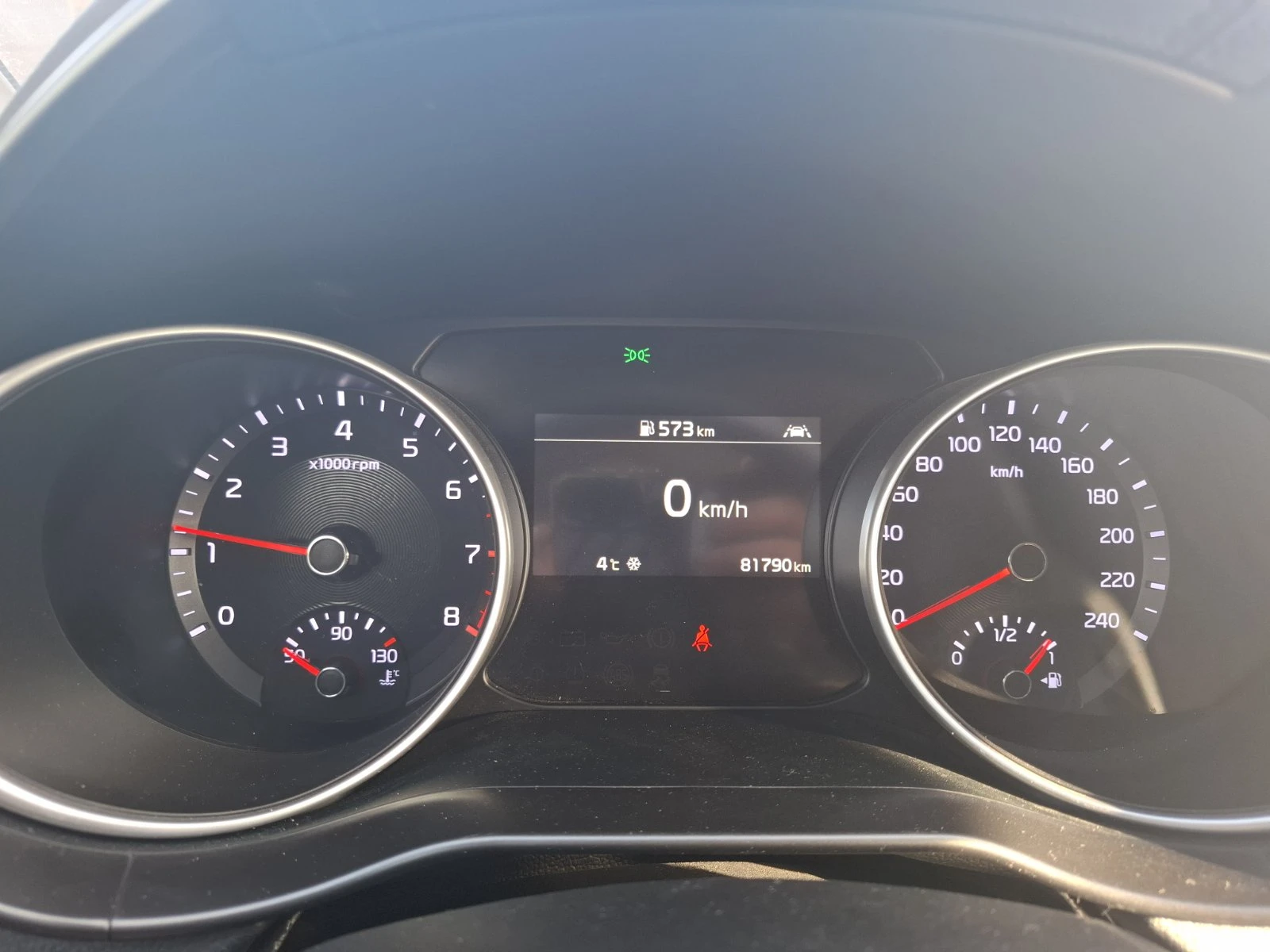 Kia XCeed 1.5 T-gdi Comfort Гаранция - изображение 10