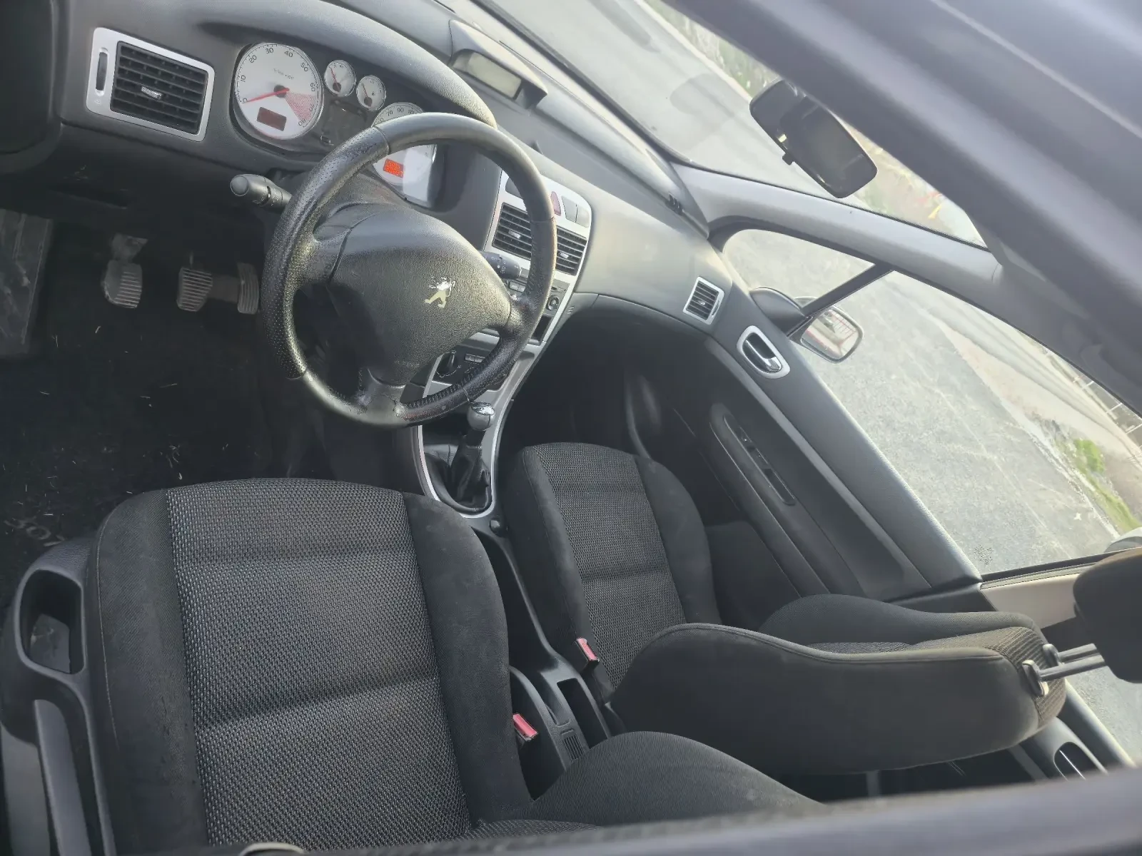 Peugeot 307 1.6 - изображение 6