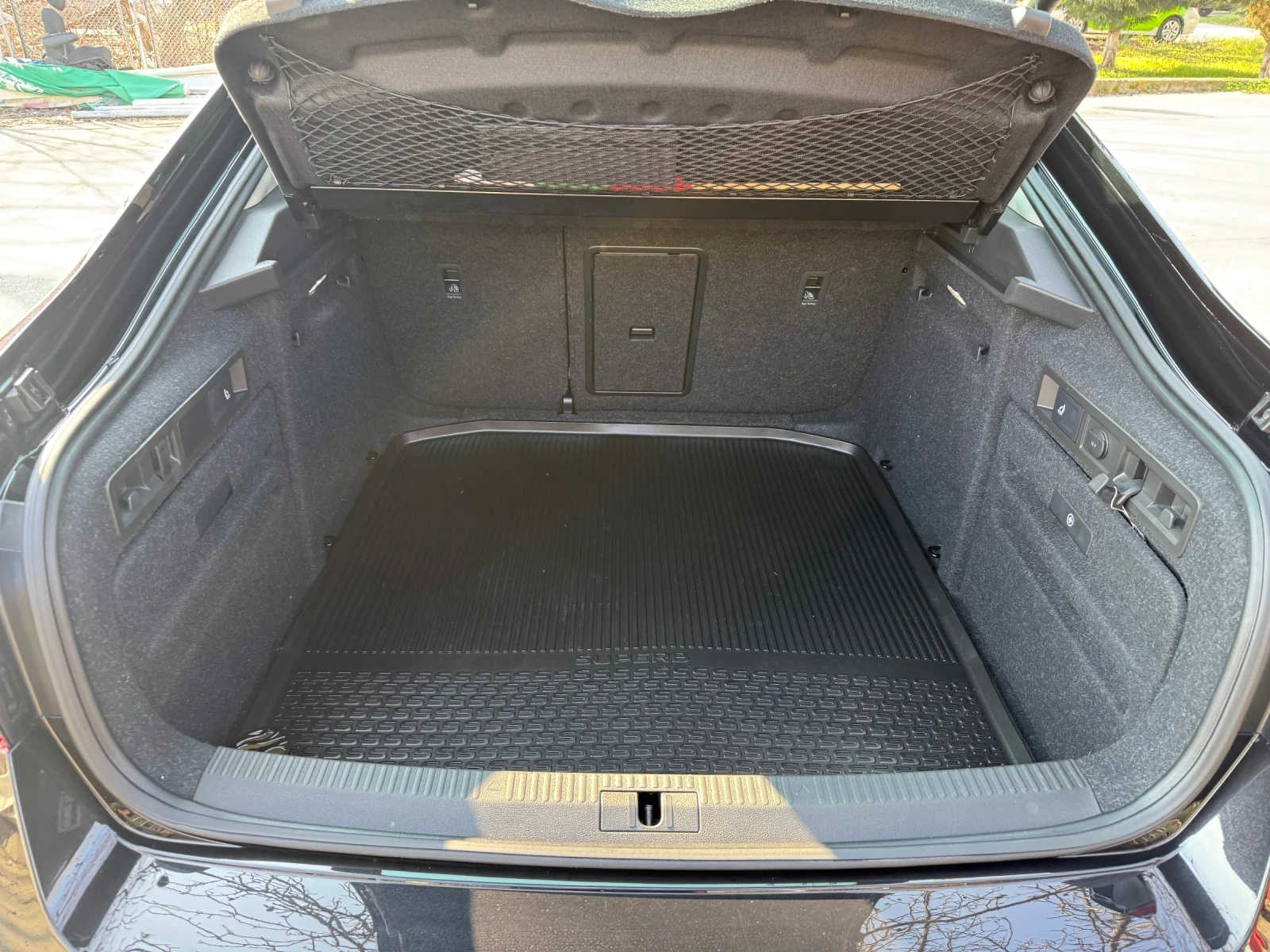 Skoda Superb, снимка 8 - Автомобили и джипове - 53651529