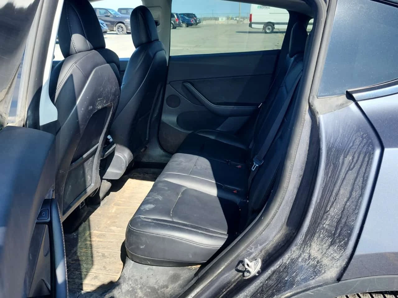 Tesla Model Y  LONG RANGE AWD| АВТОПИЛОТ| 360| ТЕРМОПОМПА| CARFA, снимка 13 - Автомобили и джипове - 53818781