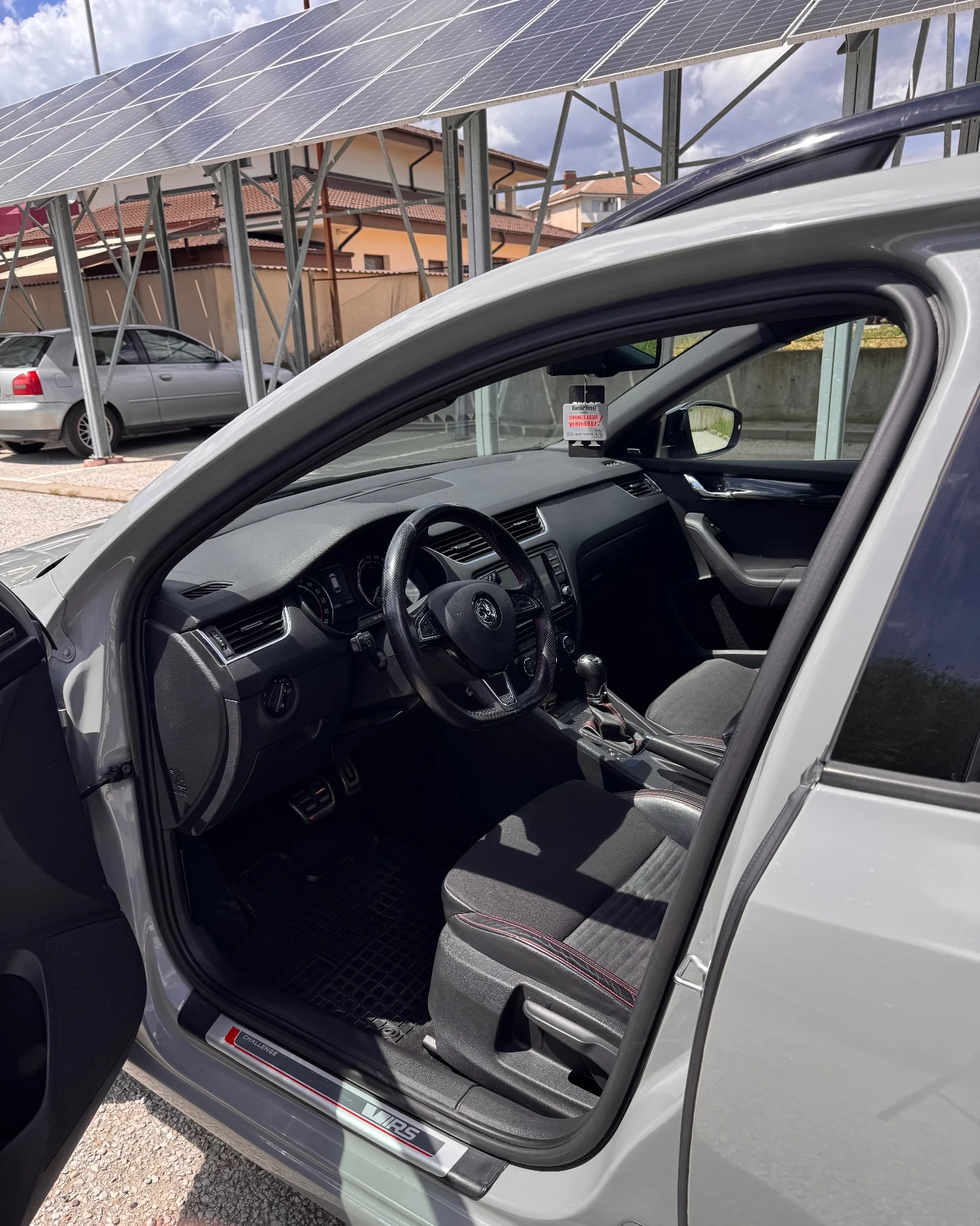 Skoda Octavia 2.0 TDI VRS, снимка 8 - Автомобили и джипове - 54575303