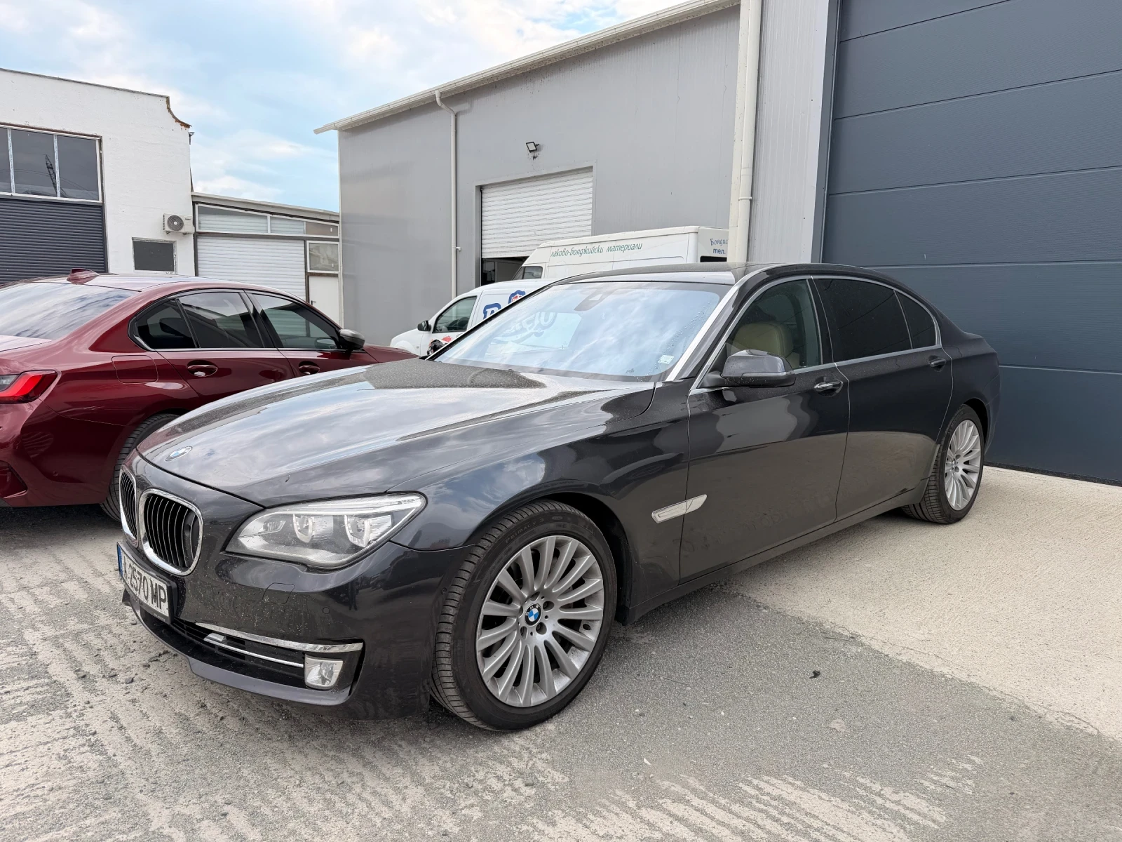 BMW 750 Ld xDrive Individual 