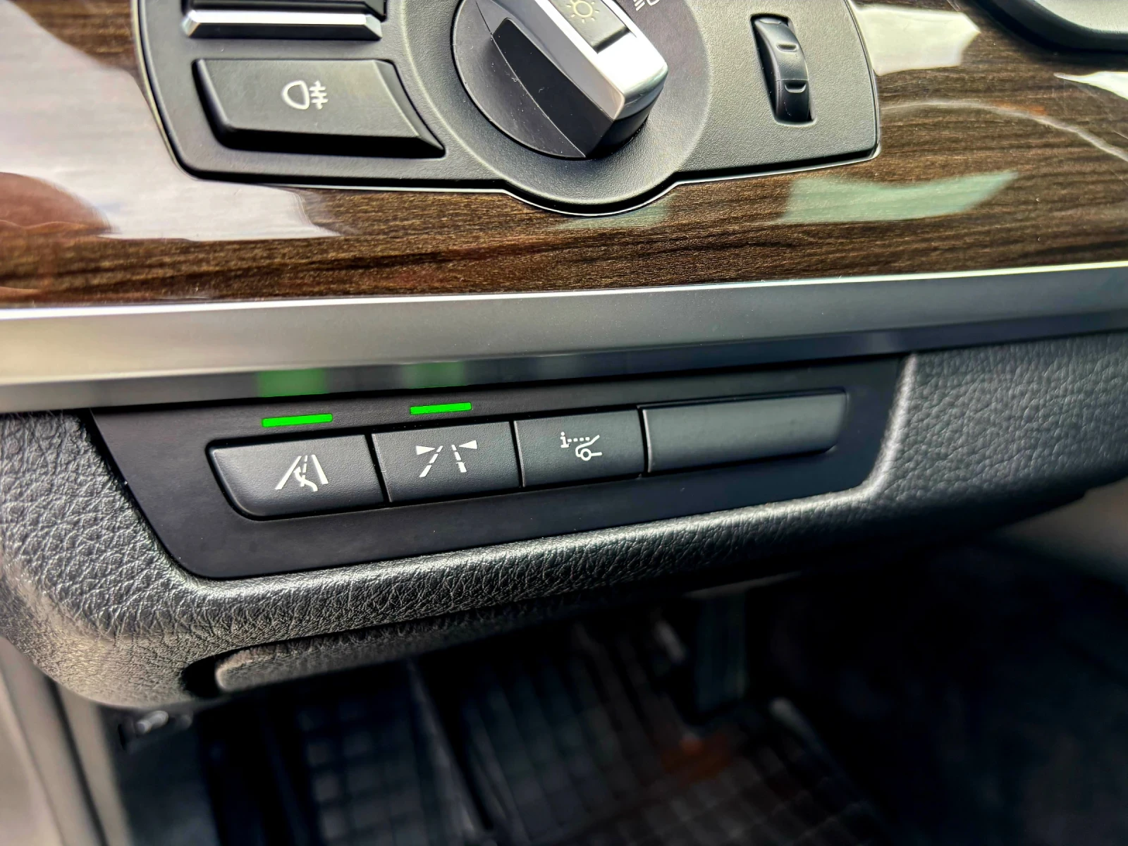 BMW 730  - сменени вериги, реални километри, вакум, FULL !, снимка 12 - Автомобили и джипове - 54888603