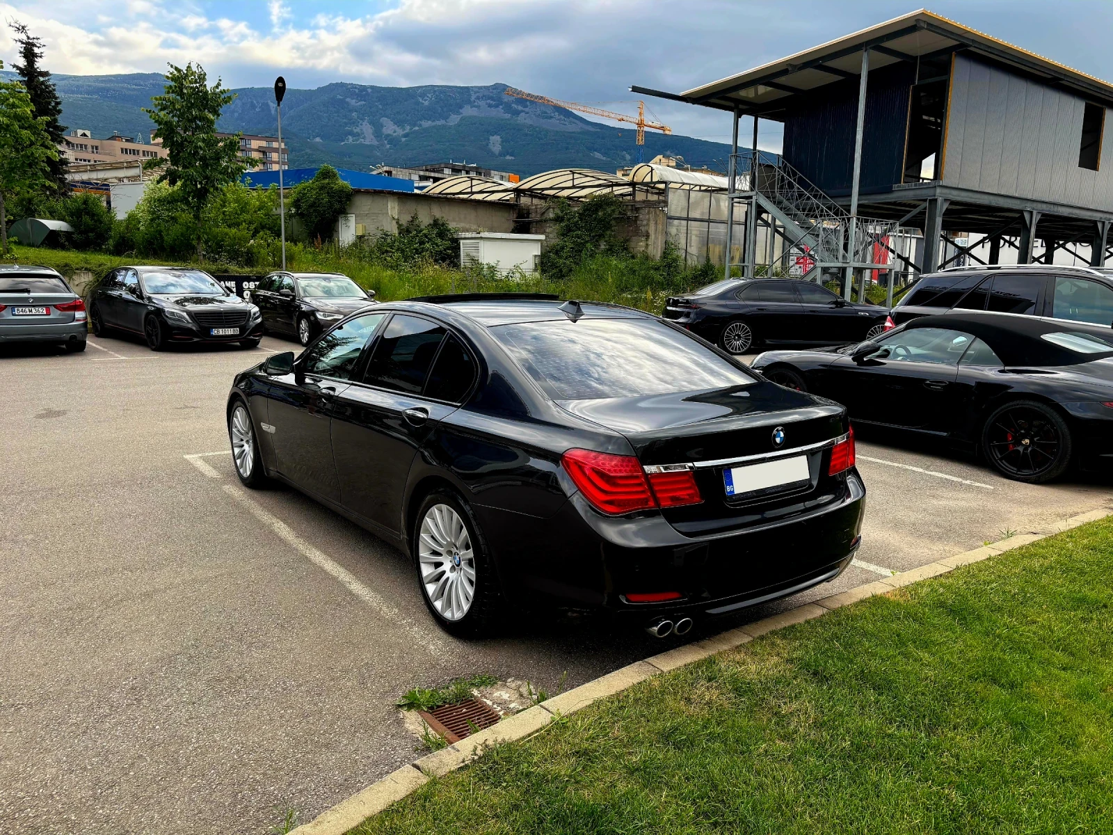 BMW 730  - сменени вериги, реални километри, вакум, FULL !, снимка 4 - Автомобили и джипове - 54888603
