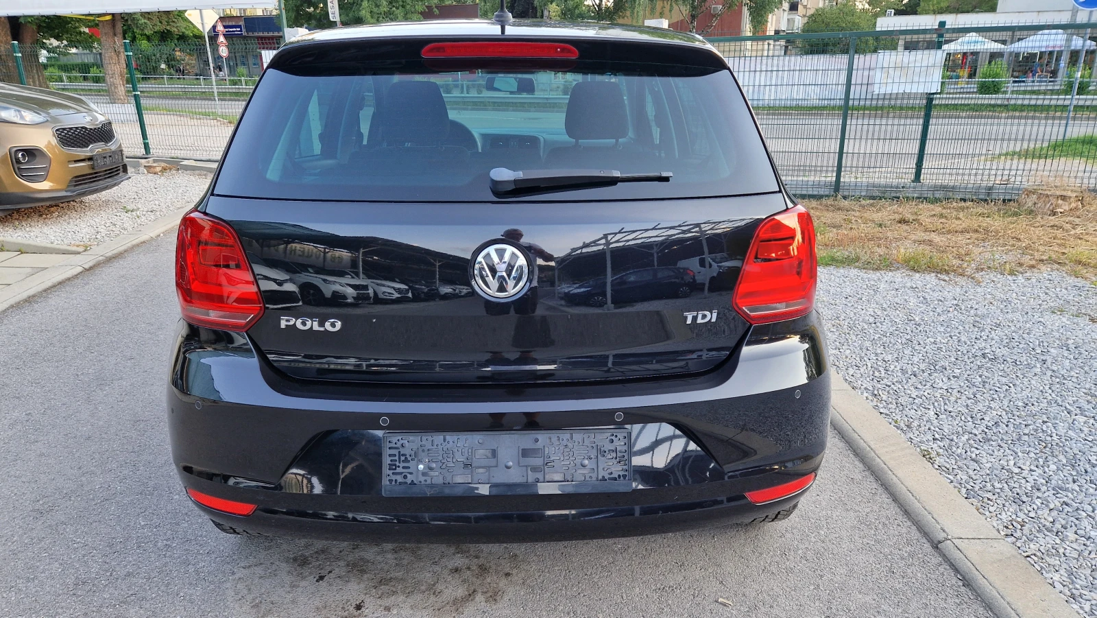 VW Polo 1.4TDI, снимка 7 - Автомобили и джипове - 55052360