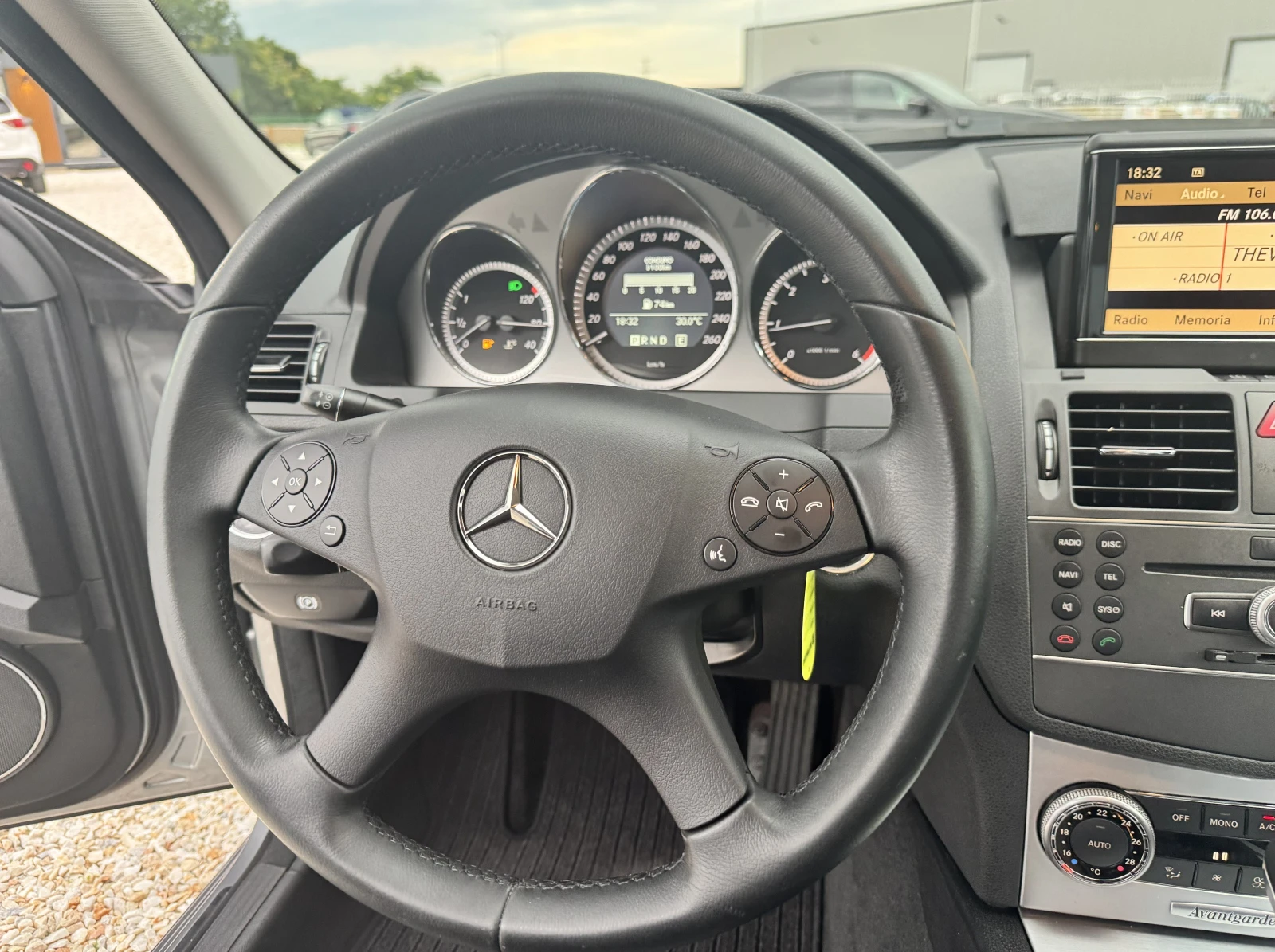 Mercedes-Benz C 220 2.2CDI AVANTGARDE 171000KM, снимка 7 - Автомобили и джипове - 55235677