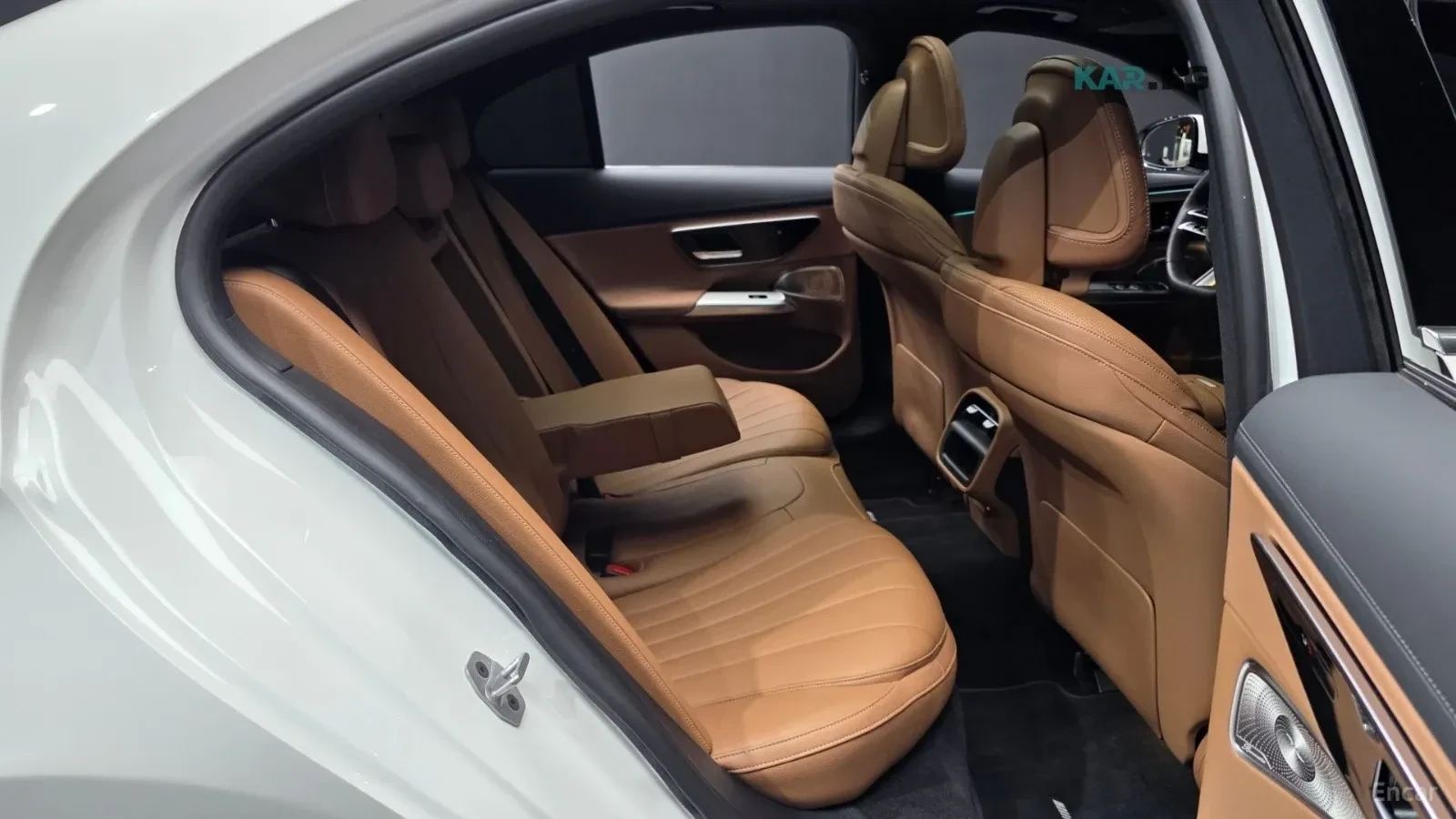 Mercedes-Benz E 300 4MATIC* AMG-LINE* �����* ���������* 360* ����*  | Mobile.bg � ����������� 3