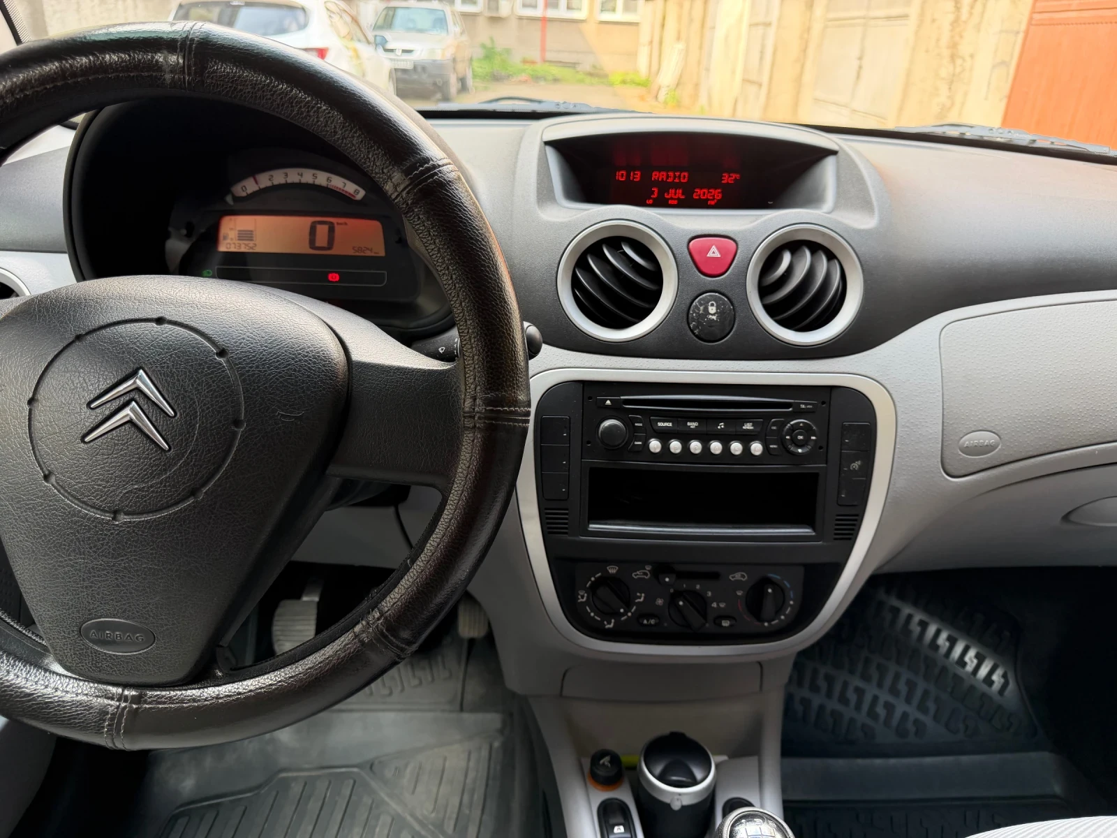 Citroen C3, снимка 9 - Автомобили и джипове - 55359290