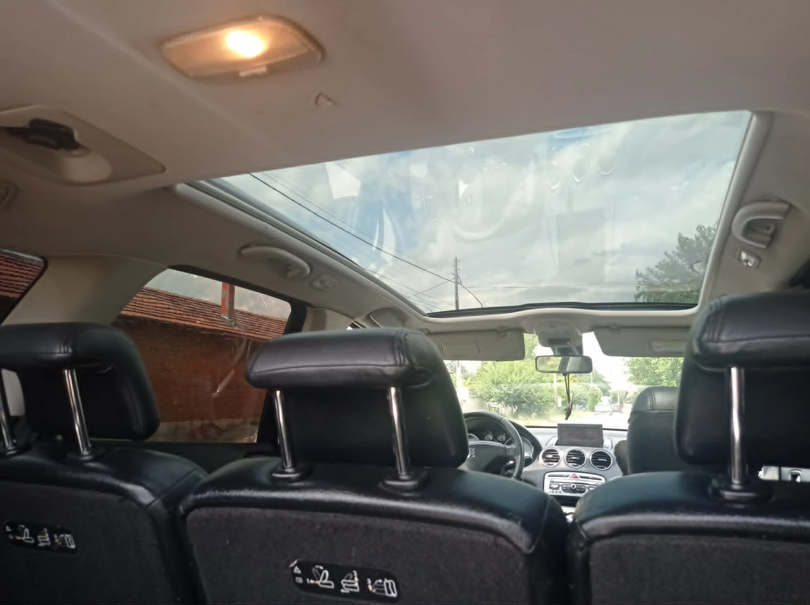 Peugeot 308 SW 1.6 HDI 6+ 1 ПАНОРАМА КОЖА НАВИ, снимка 5 - Автомобили и джипове - 55470930