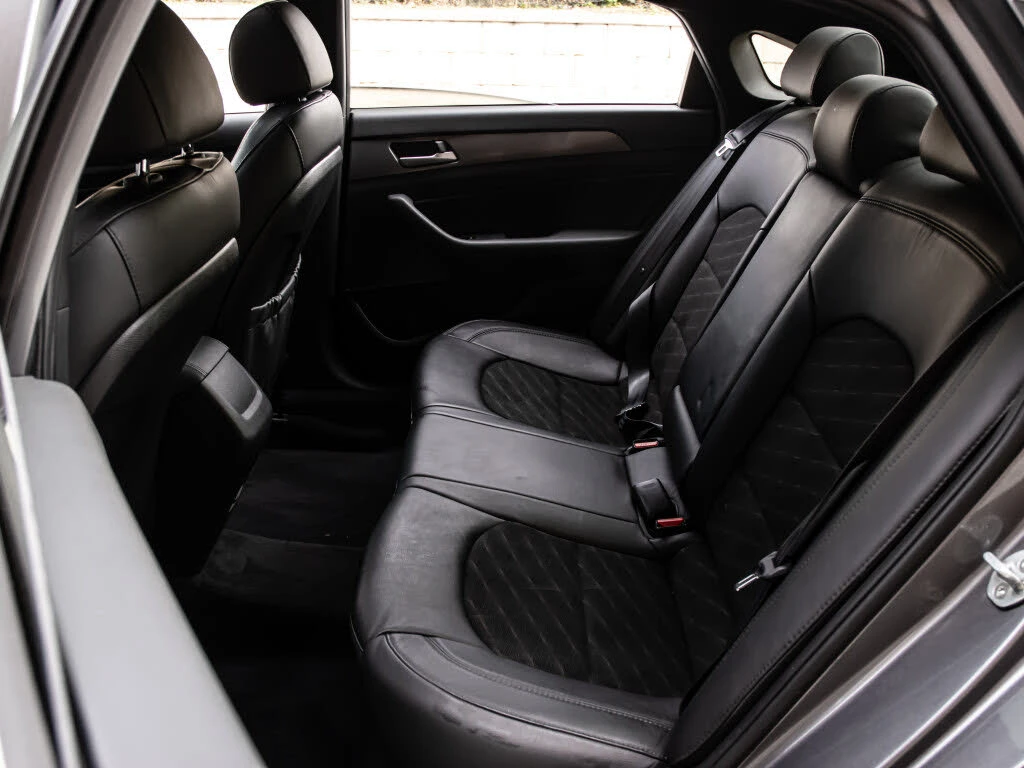 Hyundai Sonata Мъртва точка | Carplay | Keyless, снимка 11 - Автомобили и джипове - 55645744