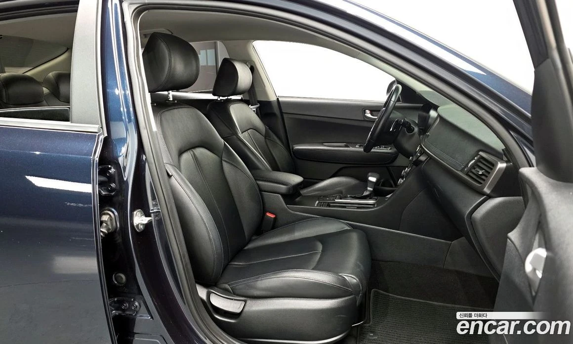 Kia K5 1.7 Diesel Prestige, снимка 11 - Автомобили и джипове - 55669041