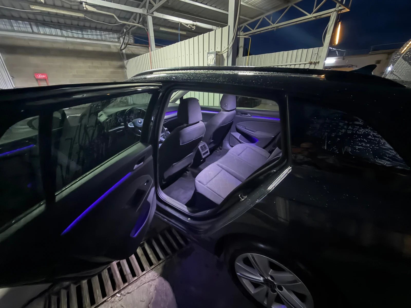 VW Golf Variant 2.0 TDI, снимка 13 - Автомобили и джипове - 55941258