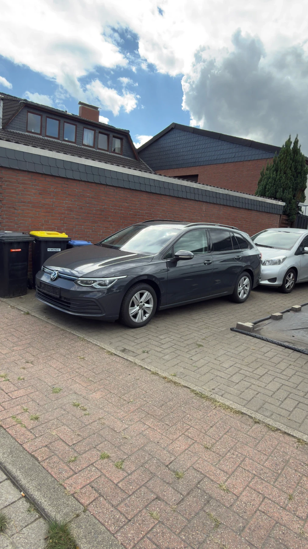 VW Golf Variant 2.0 TDI, снимка 2 - Автомобили и джипове - 55941258