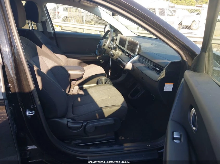 Hyundai Ioniq 5 Se, снимка 5 - Автомобили и джипове - 56320147