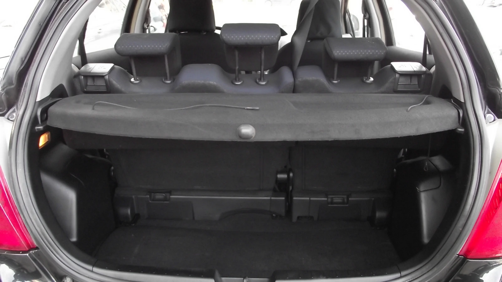 Toyota Yaris 1.4.d4d.90.k.c.6.speed. | Mobile.bg � ����������� 17