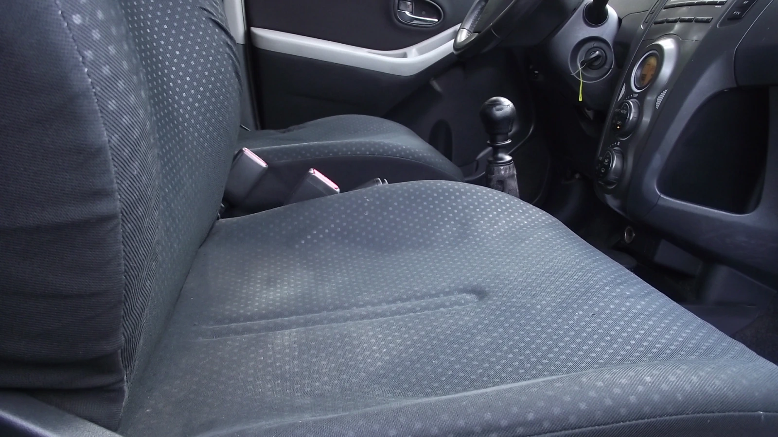 Toyota Yaris 1.4.d4d.90.k.c.6.speed. | Mobile.bg � ����������� 14