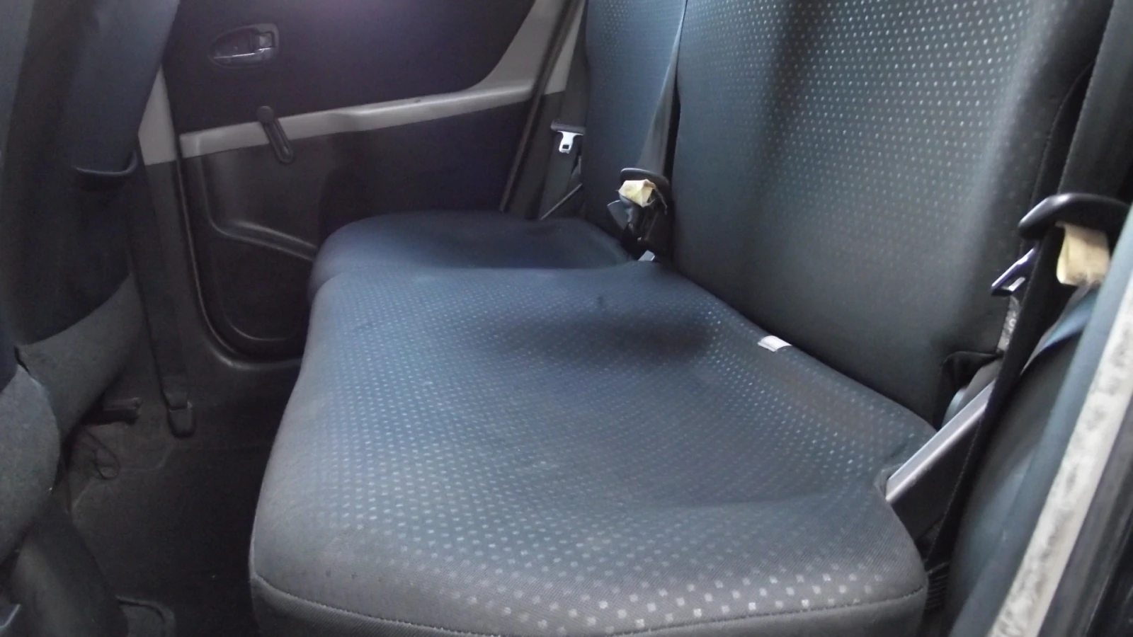 Toyota Yaris 1.4.d4d.90.k.c.6.speed. | Mobile.bg � ����������� 15