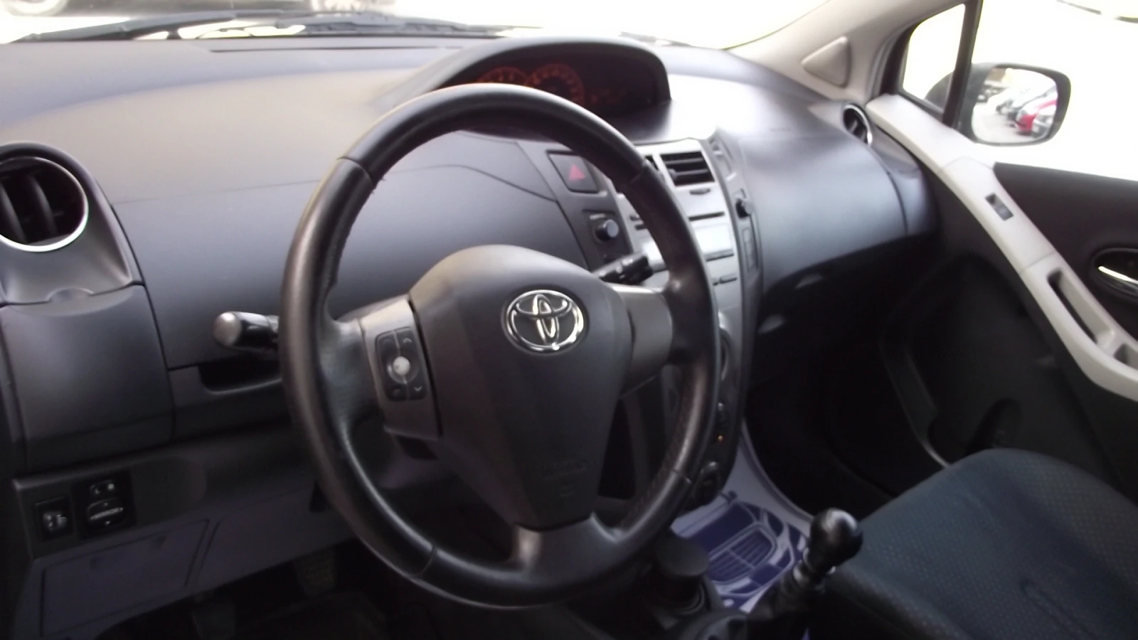 Toyota Yaris 1.4.d4d.90.k.c.6.speed. | Mobile.bg � ����������� 11