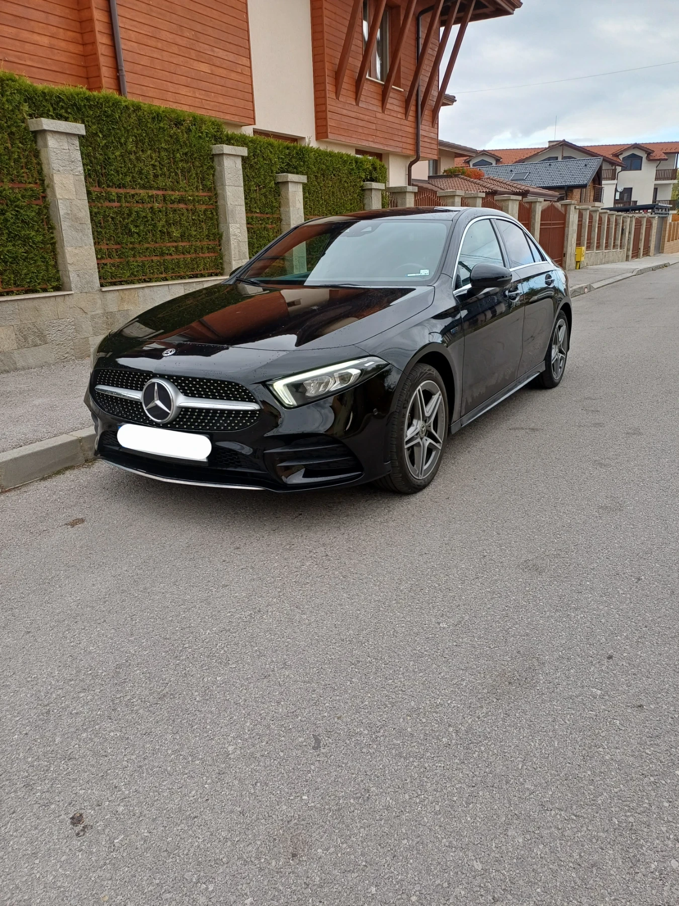 Mercedes-Benz A 250 Хибрид, снимка 5 - Автомобили и джипове - 56653989
