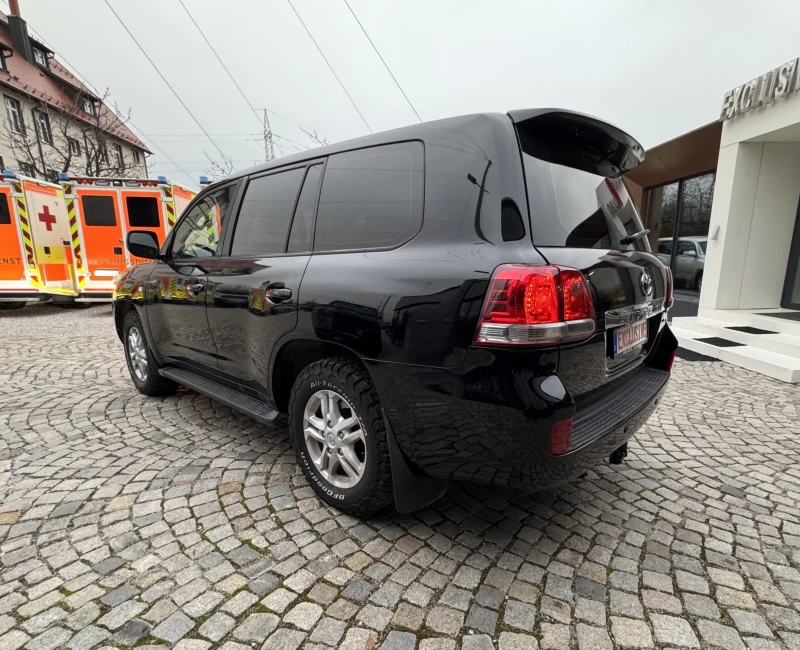 Toyota Land cruiser 4.5 V8, снимка 4 - Автомобили и джипове - 48521177