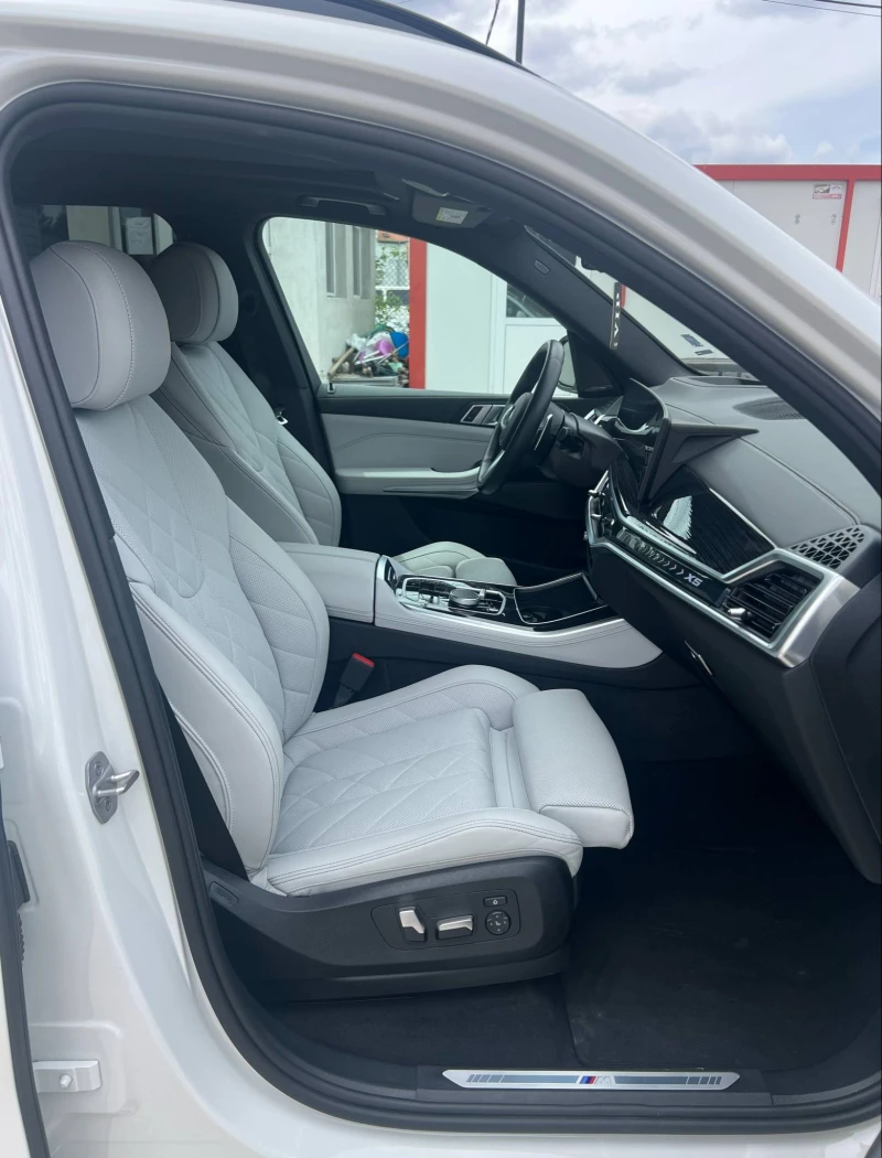 BMW X5 40I / M-SPORT/ xDrive / H&K/ LASER/Собствен лизинг, снимка 16 - Автомобили и джипове - 52488567