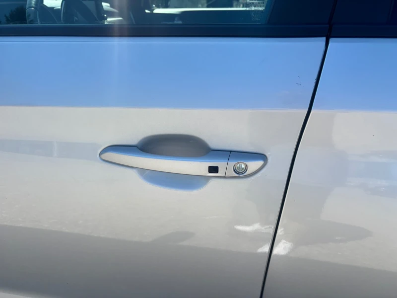 Hyundai Tucson, снимка 8 - Автомобили и джипове - 51914474