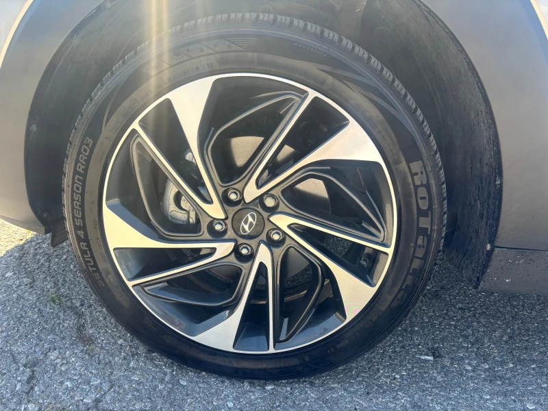 Hyundai Tucson, снимка 10 - Автомобили и джипове - 51914474