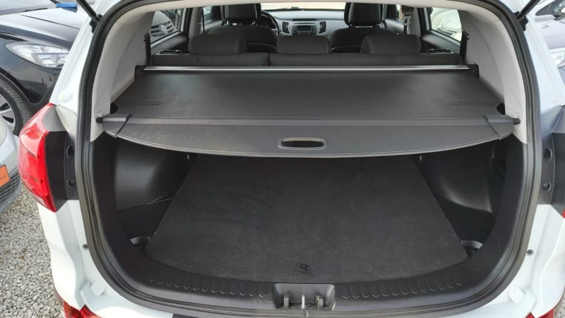 Kia Sportage 1, 6 ГАЗ/БЕНЗИН, снимка 6 - Автомобили и джипове - 51625678