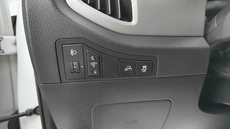 Kia Sportage 1, 6 ГАЗ/БЕНЗИН, снимка 11 - Автомобили и джипове - 51625678