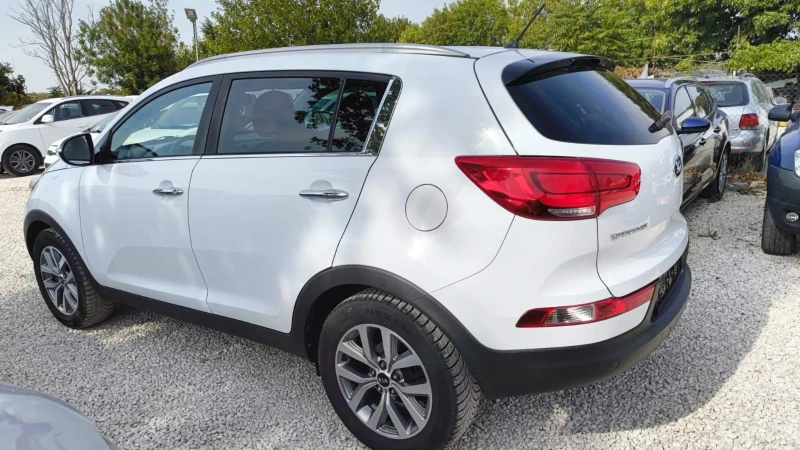 Kia Sportage 1, 6 ГАЗ/БЕНЗИН, снимка 5 - Автомобили и джипове - 51625678