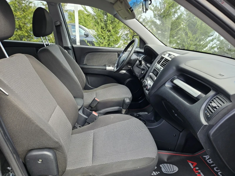 Kia Sportage 2.0CRDI-140кс= АВТОМАТ= КЛИМАТИК , снимка 15 - Автомобили и джипове - 51851174